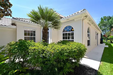 5528 Lucia Pl, Sarasota, FL 34238
