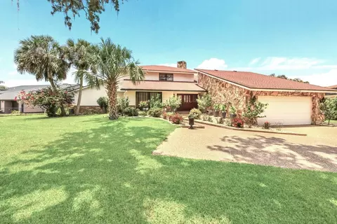 4345 John Donne Cir, Sarasota, FL 34241