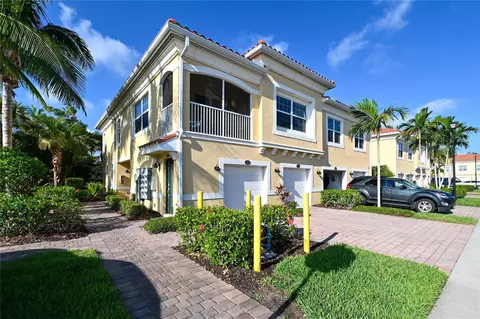 105 Navigation Cir, Osprey, FL 34229