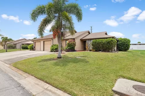 6261 Draw Ln, Sarasota, FL 34238