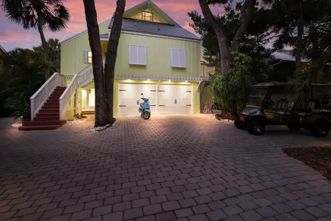 1256 Riegels Landing Dr, Sarasota, FL 34242