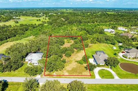 21 Kingsdown Dr, Sarasota, FL 34240