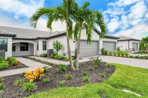 14380 Eagle Branch Dr, Nokomis, FL 34275