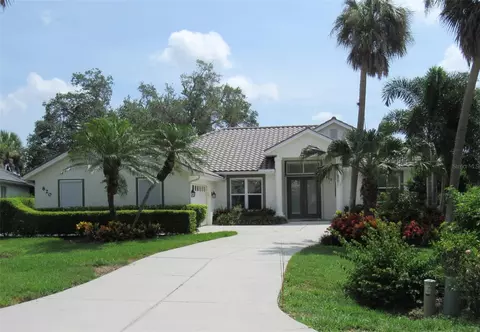 820 Connemara Cir, Venice, FL 34292