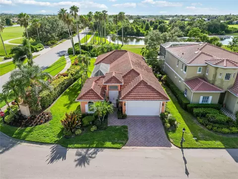 7290 Alicante Dr #1, Sarasota, FL 34238