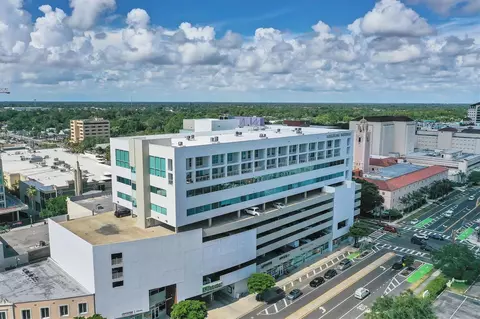 1990 Main St #PH18, Sarasota, FL 34236