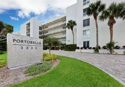 3235 Gulf Of Mexico Dr #A402, Longboat Key, FL 34228