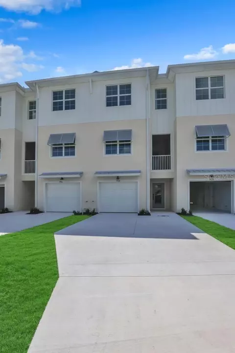 9918 Key Haven Rd, Seminole, FL 33777
