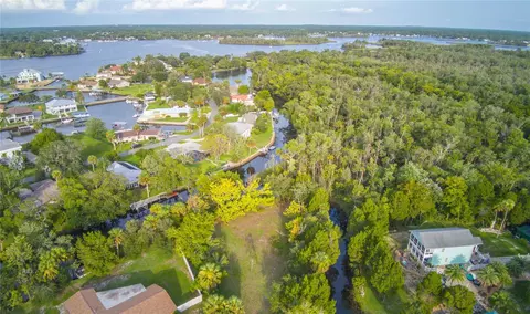 2133 N Slewfoot Path, Crystal River, FL 34429