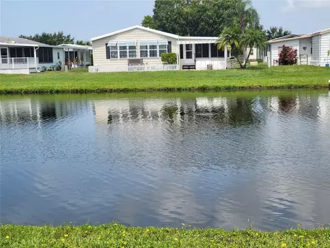 5707 45th St E #153, Bradenton, FL 34203