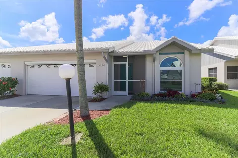 5370 Christie Ann Pl #17, Sarasota, FL 34233