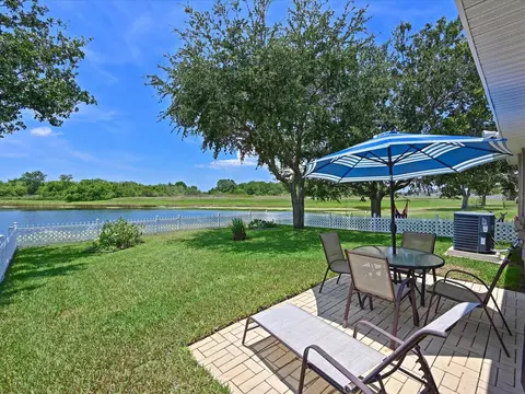 15511 Telford Spring Dr, Sun City Center, FL 33573