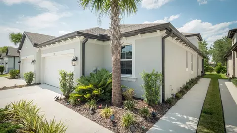 6073 Amberly Dr, Bradenton, FL 34208