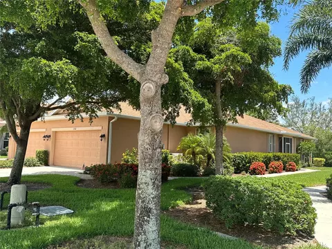 2508 Terracina Dr, Venice, FL 34292