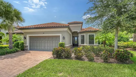 5588 Semolino St, Nokomis, FL 34275