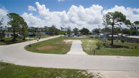 3155 Cindy Ln, Englewood, FL 34224