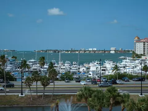 1255 N Gulfstream Ave #502, Sarasota, FL 34236