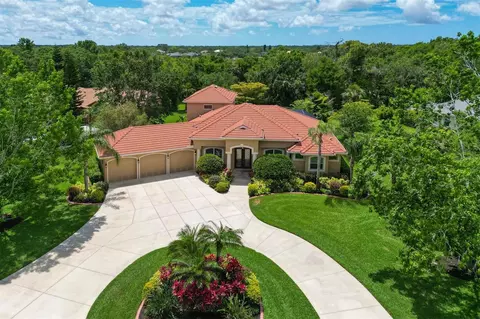 6604 Butlers Crest Dr, Bradenton, FL 34203