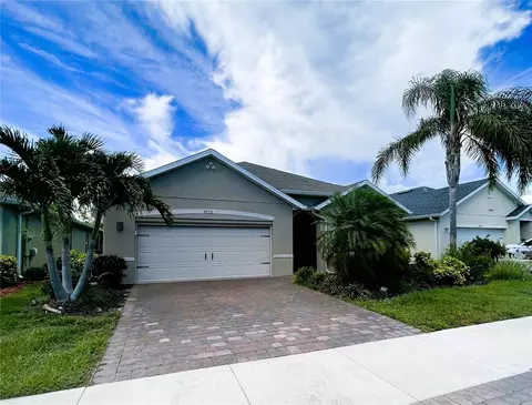 8952 Mondial Ct, Venice, FL 34293
