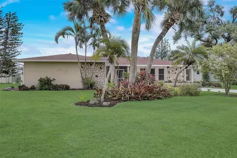 170 Rotonda Cir, Rotonda West, FL 33947
