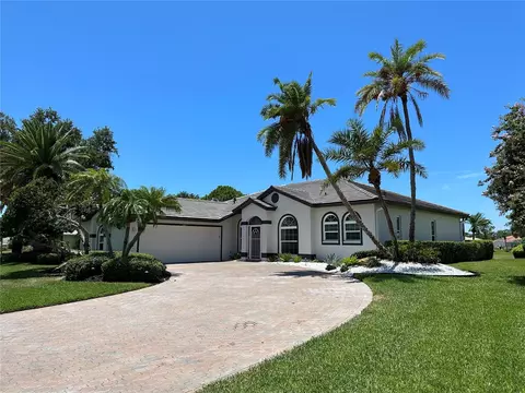 8914 Grey Oaks Ave, Sarasota, FL 34238