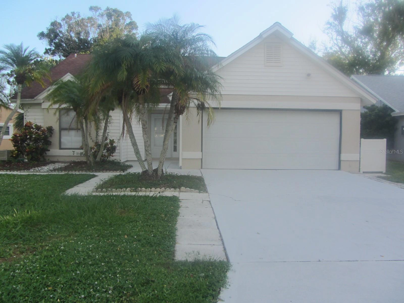 612 49th St E, Bradenton, FL 34208 photo 1