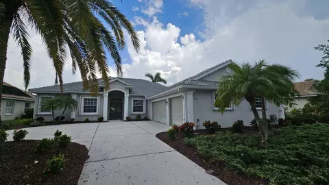 812 Foothill Ct, Osprey, FL 34229