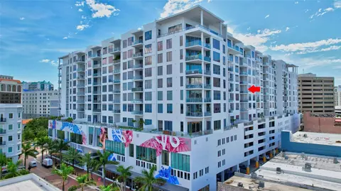 111 S Pineapple Ave #820, Sarasota, FL 34236