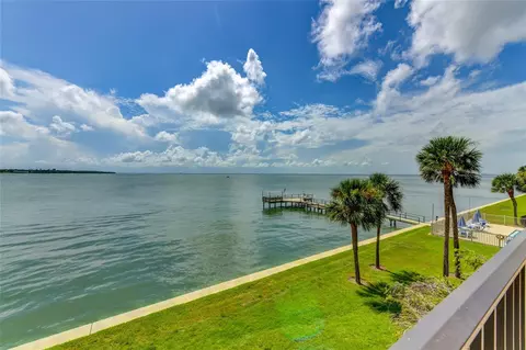 7500 Sunshine Skyway Ln S #205, Saint Petersburg, FL 33711