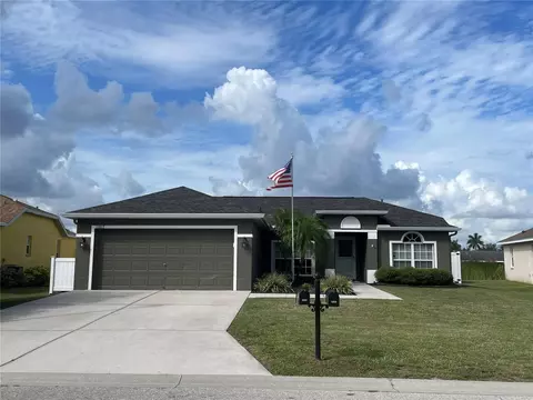 11817 Shrewsbury Ln, Parrish, FL 34219