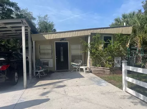 4104 Silvercrest Ln, Brandon, FL 33511 photo 1
