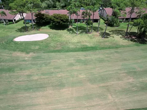 6281 Timber Lake Dr #H3, Sarasota, FL 34243