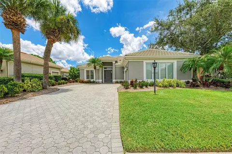 5227 97th St E, Bradenton, FL 34211