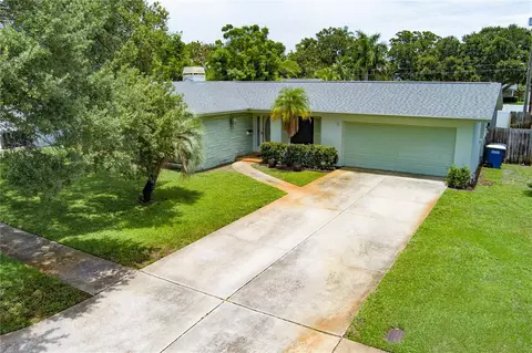 1329 Moreland Dr, Clearwater, FL 33764
