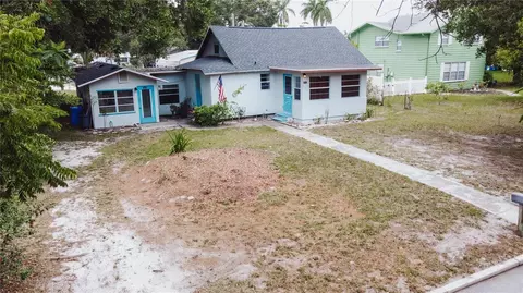 2313 13th Ave W, Bradenton, FL 34205