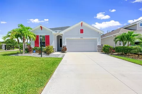 3926 Sunshine Pine Ave, Bradenton, FL 34203
