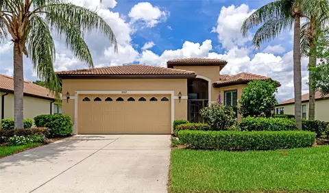 8107 Stirling Falls Cir, Sarasota, FL 34243