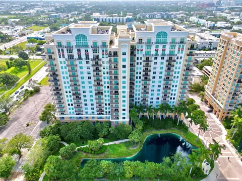800 N Tamiami Trl #1411, Sarasota, FL 34236