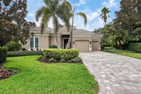8714 52nd Ave E, Bradenton, FL 34211