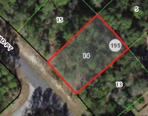 10101 N Conrad Pt, Citrus Springs, FL 34434