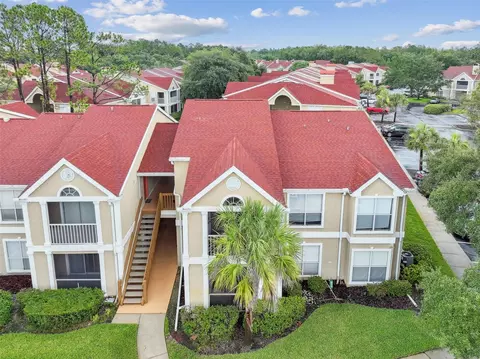 9481 Highland Oak Dr #911, Tampa, FL 33647