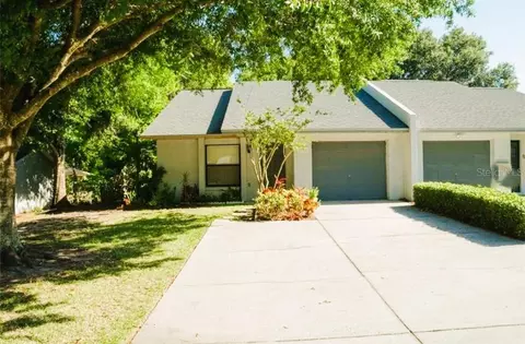 1165 Dosseywood Ln, Lakeland, FL 33811