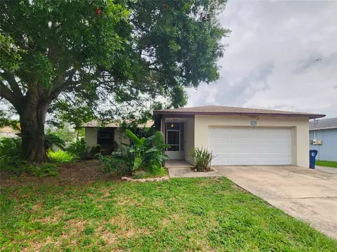 2412 16th St W, Palmetto, FL 34221