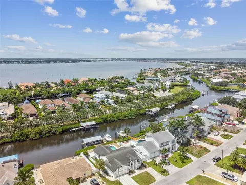 4509 4th Ave NE, Bradenton, FL 34208