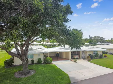 3264 Brockton Ln #607, Sarasota, FL 34239