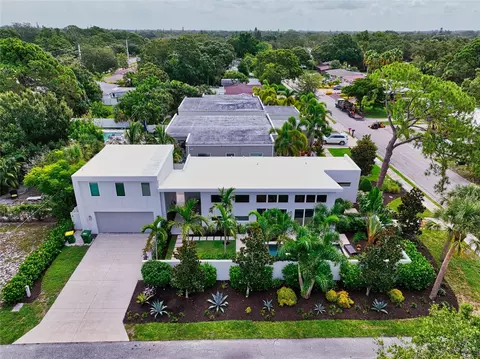 2205 Datura St, Sarasota, FL 34239