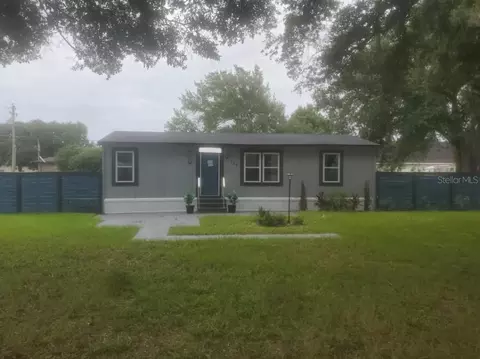 127 Clearwater Ave, Polk City, FL 33868
