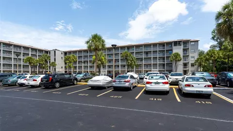 3276 Lake Bayshore Dr N #O-517, Bradenton, FL 34205