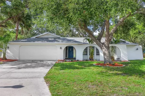 215 Mimosa Cir, Sarasota, FL 34232