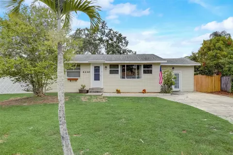 4210 24th St W, Bradenton, FL 34205
